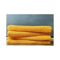 Nouveautés Haute Qualité Absorbant Brodé Jaune Couleurs Stripe 60x40 Cm Nettoyage Doux Hyper-absorbant Golf Serviettes de Cuisine