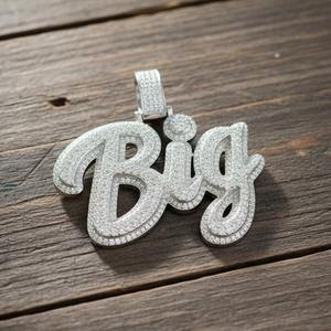 Collier avec pendentif en moissanite et perle d'eau douce personnalisé pour homme en argent sterling 925 |   Bijoux Hip Hop Iced Script - Product Image 1