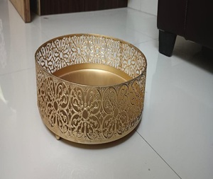 Solid Metal <b>Gold</b>-Colored Serving <b>Tray</b> with Handle for Home Restaurant Hotel Decorative Use - Product Image 6
