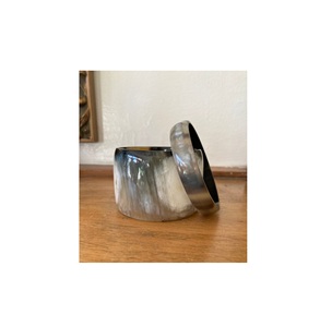 Brazalete de cuerno de buey natural de alto acabado hecho a mano para fiesta de boda, brazaletes de cuerno hechos a mano, tamaño personalizado - Product Image 4