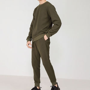 Nouveaux pulls de jogging personnalisés Costumes de survêtement vierges de haute qualité Ensemble de survêtements de sueur avec poches pour hommes Costumes de jogging vierges - Product Image 4