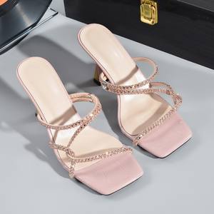 Sandalias de tacón de aguja súper alto para mujer, estilo slip-on, transpirables, de goma, en marrón y negro brillante, con punta cuadrada, nueva tendencia de verano 2026 - Product Image 6