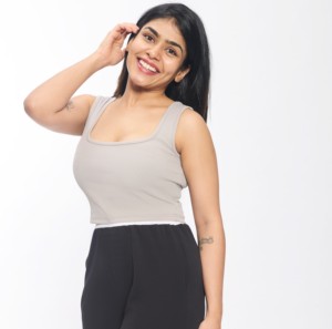 Camiseta sin mangas acanalada gris de moda para mujer, ropa de punto de Spandex con cuello cuadrado sin mangas estirable para trajes de verano, capas informales - Product Image 1