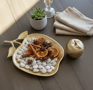 Plateau de service en métal en forme de pomme avec pot |   Plateau décoratif pour en-cas et fruits secs |   Décoration de table finition or |   Vente en gros personnalisée - Product Image 3