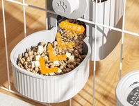 Station d'alimentation pour chien en plastique amovible de type gravité, distributeur automatique suspendu haute capacité anti-renversement pour animaux de compagnie 2