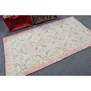 Tapis vintage rose Ikat de 3,7 x 6,8 pieds, tapis d'appoint vintage - Product Image 2