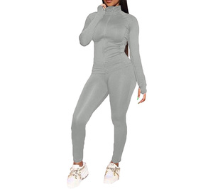 ชุดกีฬาผู้หญิง2ชิ้นชุดครอปเชิ้ตและกางเกงชุดวอร์มสีดำและสีขาวสำหรับฤดูใบไม้ผลิและฤดูใบไม้ร่วง - Product Image 5