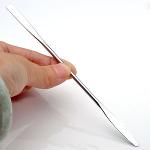 Spatule de mélange de crème à double extrémité de qualité chirurgicale acier métallique poli miroir pour application cosmétique à alimentation électrique - Product Image 6