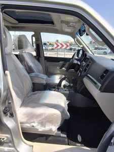 EN BUEN ESTADO, USADO, Mitsubishi Pajero Montero GLS 3.5L Gasolina Automático - Product Image 3