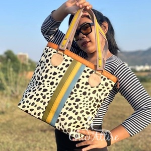 Nouveau élégant imprimé Animal recyclé fourrure cuir fourre-tout sous les bras sac femmes à la mode Multi couleur haute qualité femmes sacs à provisions - Product Image 1