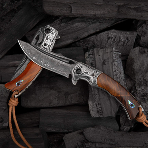 มีดพับแคมป์ปิ้งสุดเท่ รุ่นใหม่ ปี 2023 ลายใบมีดดามัสกัสสุดพิเศษ พร้อมด้ามไม้และปลอกหนัง - Product Image 3