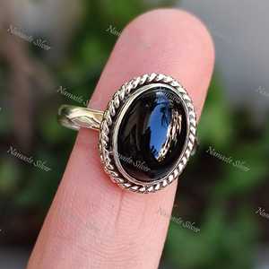 Bague en argent sterling 925 avec onyx noir, pierre précieuse naturelle, faite à la main, ovale, bijou de déclaration, cadeau idéal pour le mois de juillet - Product Image 3