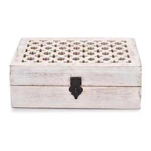 Caja de madera pulida de alta calidad con bisagras fuertes y diseño elegante, perfecta para almacenamiento decorativo y funcional para exportación a granel - Product Image 3