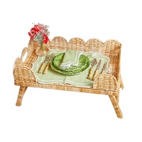 Plateau de petit déjeuner en osier naturel en rotin pour le souper et le petit déjeuner avec paniers de rangement pliables en bois pour pieds