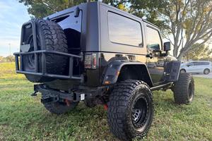 Jeep Wrangler Rubicon 4x4 2010 Usado en Buen Estado - Product Image 2