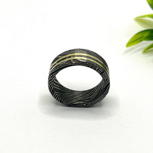 แหวนเหล็กดามัสกัสสีทอง8มม. สำหรับผู้ชายผู้หญิงเครื่องประดับแฟชั่นออกแบบได้ตามต้องการ - Product Image 2