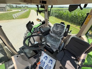 Tracteur Fendt 2023 Vario 720-Tracteur MFWD 200 HP haut de gamme avec transmission Vario, système hydraulique efficace et confort d'utilisation - Product Image 6