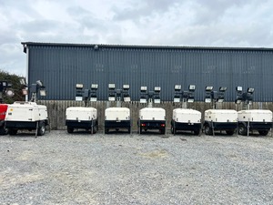 Torres de Iluminación Móviles Blancas de 4 Lámparas, Equipo de Iluminación Exterior de Alto Nivel de Seguridad - Product Image 3