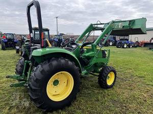 2018 JOHNN 4066M | Tractor agrícola Johnn e 4066M 4X4 a precio barato de venta - Product Image 3