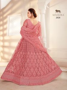 Tenue indienne fantaisie tendance Evergreen Design filet lourd Lehenga Choli avec Dupatta avec broderie au taux le plus bas - Product Image 4