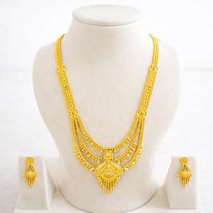 Traditional Gold-Plated Leaf Design Necklace <b>Set</b> with Red Stone Accents Model no 23193 - Product Image 4