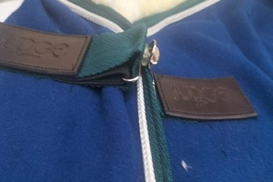 Vente en gros de tapis d'équitation d'équitation d'hiver en laine de haute qualité personnalisable, y compris le bonnet d'oreille Kanpur Inde - Product Image 6