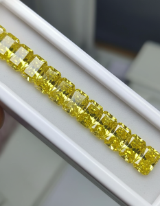 Diamante Sintético Cultivado en Laboratorio, Color Amarillo Brillante Radiante, Claridad VVS-VS, Relleno, para Anillo de Compromiso, Joyería - Product Image 1