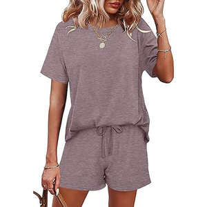 Ensemble décontracté pour femmes, t-shirt court et short, imprimé lettres tendance, doux, pour la maison, collection 2026, vente chaude - Product Image 6