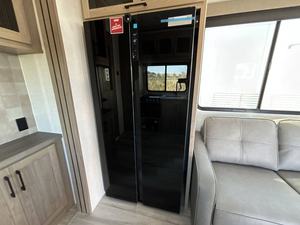 Nouveau K-e-y-s-t-o-n-e C-o-l-e-m-a-n L-e-g-a-c-y 3000LOFT 2026 prêt à la vente - Product Image 6