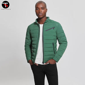 Veste matelassée de luxe pour hommes, tissu fin et respirant de haute qualité, fermeture éclair à capuche avec logo personnalisé, vêtements d'hiver durables, complets - Product Image 3