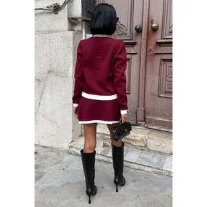 Conjunto de Falda de Lana con Botones Dorados 10222 con Detalle a Rayas para un Estilo Elegante - Product Image 6