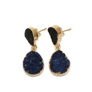 Pendientes de piedras preciosas Druzy de ágata negra chapados en oro únicos, joyería minimalista con forma de pera a la moda - Product Image 4