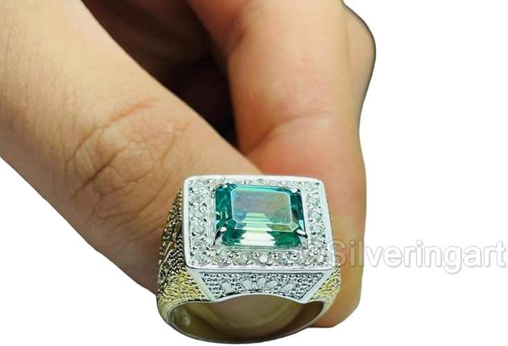 สีเขียว