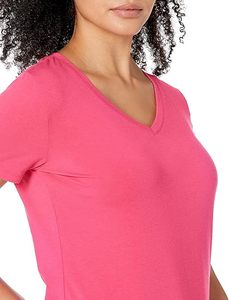 T-shirt en coton à col en V pour femmes Vêtements de tous les jours minimalistes en gros - Product Image 5