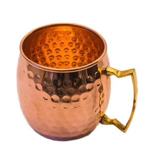 Elegante taza de cobre martillado, acabado Premium hecho a mano, duradero y elegante, perfecto para bar, restaurante o uso en la cocina - Product Image 1