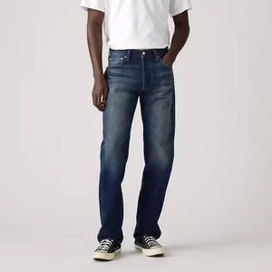 Pantalones de mezclilla para hombre de forma refinada Perfil estable de pierna recta Hecho para un aspecto moderno claro con movimiento suave y estilo equilibrado - Product Image 5