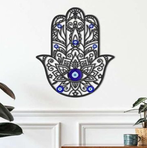 Arte de pared de mano HHamsa de metal dorado con remolinos cortados con láser y Gema oscura central Evil Eye para decoración del hogar bohemio a precio de mayorista - Product Image 4