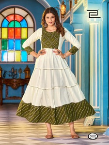 Vestido cosido completo de rayón de 14kg con vestido largo con volantes de rayón confeccionado - Product Image 4