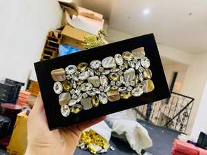 El bolso de mano de resina elegante más vendido para eventos nocturnos disponible a precio mayorista del proveedor indio - Product Image 2