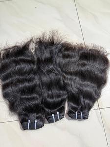 Extensions de cheveux vierges indiennes naturelles noires douces et soyeuses, ondulées, non traitées, cheveux humains de temple, fournisseur en gros - Product Image 2