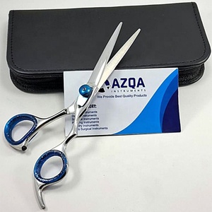 กรรไกรตัดผมสแตนเลสคุณภาพสูงกรรไกรตัดผมมืออาชีพพร้อมด้ามจับสีน้ำเงินตามหลักสรีรศาสตร์สำหรับร้านเสริมสวยและใช้ในบ้าน - Product Image 5