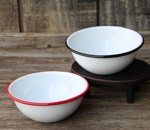 Elegantes cuencos metálicos de hierro para servir con intrincados detalles para la decoración del hogar, eventos de catering, celebraciones festivas y fiestas - Product Image 3