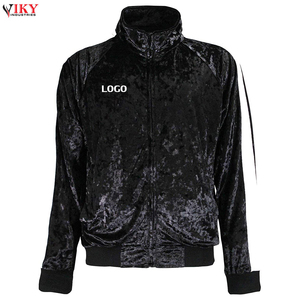 Impresión de logotipo personalizado en venta al por mayor nuevo modelo de ropa activa para hombres chándal de terciopelo de VIKY INDUSTRIES - Product Image 5