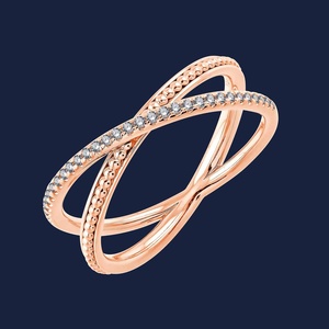 Bague ludique Marika avec 1 diamant rond cultivé en laboratoire de 0,11 carat GH-SI en or massif 14 carats pour mariage, fiançailles et occasions spéciales - Product Image 1
