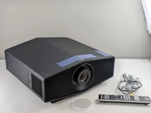 โปรเจคเตอร์โฮมเธียเตอร์ VPL-XW5000ES SXRD 4K UHD ความสว่าง 2000 ลูเมนส์ พร้อมส่งมอบ - Product Image 1
