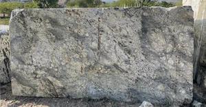 Bloc de granit Blue Dunes - Mélange de tons bleu gris vert, brun terreux, mouches dorées, 100% naturel, durable, pour sol, chambre à coucher, salon - Product Image 3