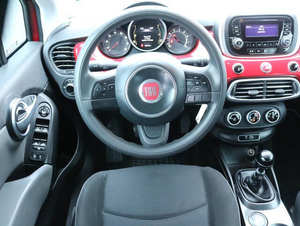 FIAT 500X 2016 d'occasion en parfait état, boîte manuelle - Product Image 6