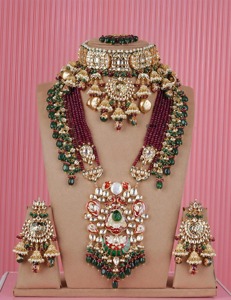 Exclusivo Juego de Collar de Novia con Circonitas Chapadas en Oro sobre Acero Inoxidable Minakari, con Gargantilla y Aretes - Product Image 3