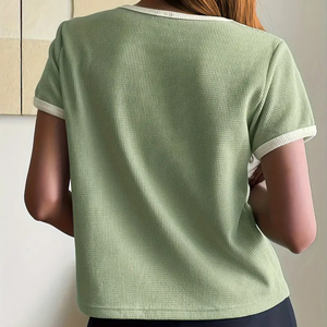 เสื้อยืด2023สำหรับผู้หญิงมาใหม่เสื้อออกกำลังกายสีชมพูลายการ์ตูนน่ารักสไตล์หวาน - Product Image 4