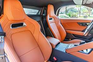 รถยนต์ปี 2024 รุ่น Guar F Type R 75 Coupe Turbo AWD ไมล์น้อย เกียร์อัตโนมัติ พวงมาลัยซ้าย น้ำมันเบนซิน 8 สูบ - Product Image 4